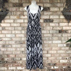 AB STUDIO BLACK WHITE MAXI DRESS AZTEC DESIGN